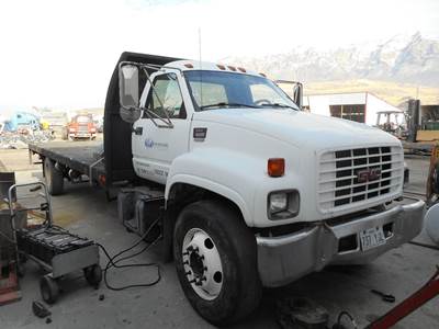 GMC C6500 Salvage Truck