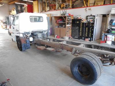 GMC W4500 Salvage Truck