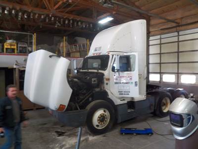 International 8300 Salvage Truck