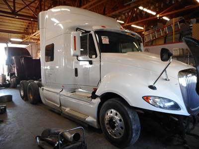 International Navistar Salvage Truck