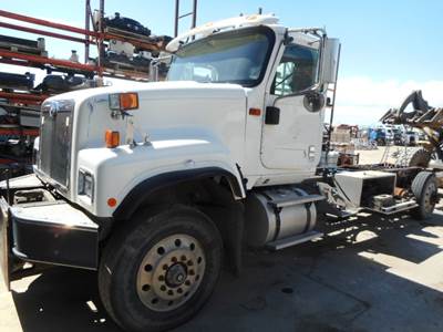 International Paystar 5500 Salvage Truck