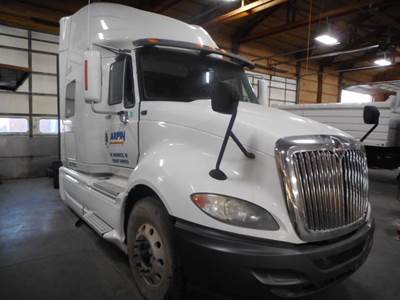 International ProStar Salvage Truck