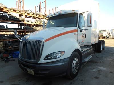 International ProStar Salvage Truck