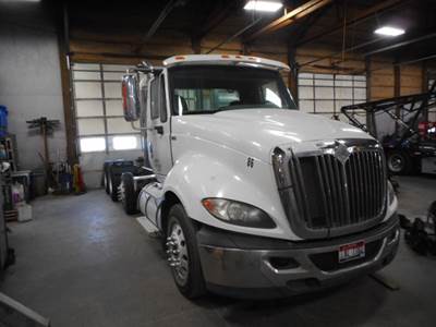International ProStar Salvage Truck