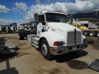 Kenworth T300 Salvage Truck