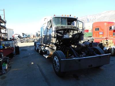 Kenworth W900 Salvage Truck