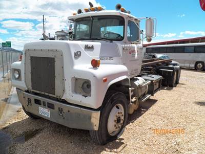 Mack RS686LS Salvage Truck