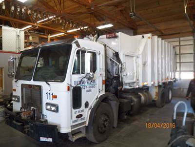 Peterbilt 320 Salvage Truck