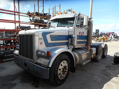 Peterbilt 378 Salvage Truck