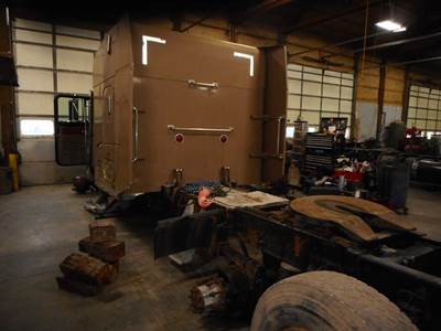 Peterbilt 379 Salvage Truck