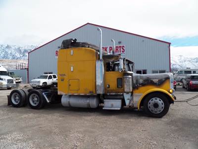 Peterbilt 379 Salvage Truck