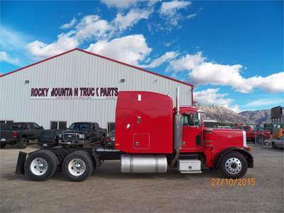 Peterbilt 379 Salvage Truck