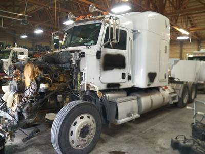 Peterbilt 386 Salvage Truck