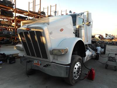 Peterbilt 388 Salvage Truck