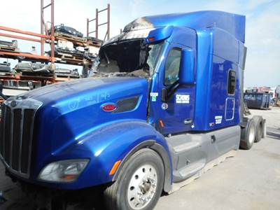 Peterbilt 579 Salvage Truck