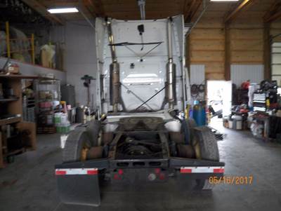 Volvo VNL Salvage Truck