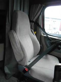 Freightliner Cascadia Left Seat