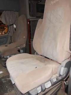 Freightliner Cascadia Left Seat