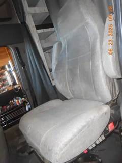 Freightliner Cascadia Left Seat