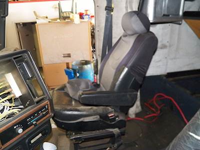 Freightliner FLD Seat