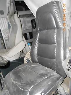 Kenworth T800 Left Seat