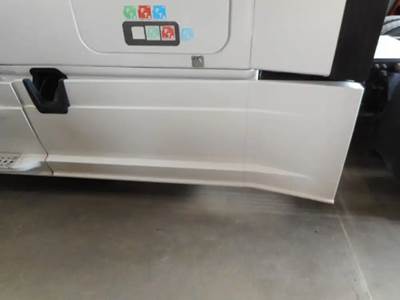 Freightliner Cascadia Left Fairing