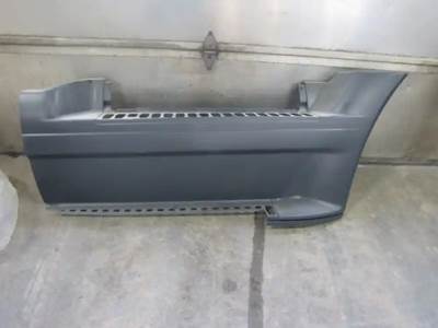 Freightliner Cascadia Right Fairing