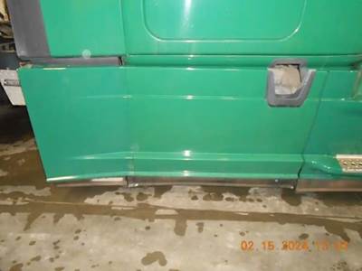 Freightliner Cascadia Right Fairing