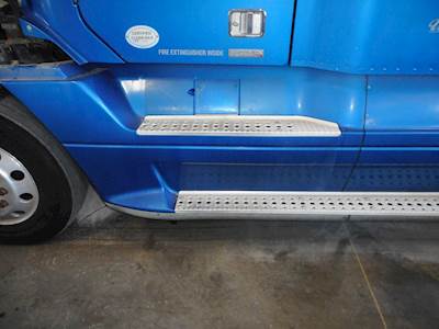 Freightliner Century Class 120 Fairing for a 2008 Freightliner CST120