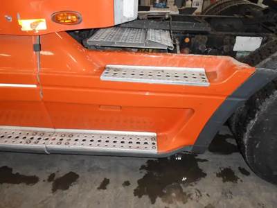 Freightliner Century Class Left Fairing