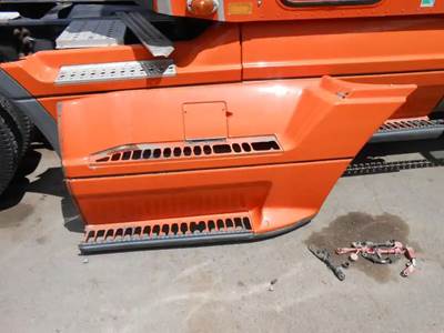 Freightliner Century Class Right Fairing