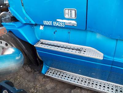 Freightliner Columbia Fairing