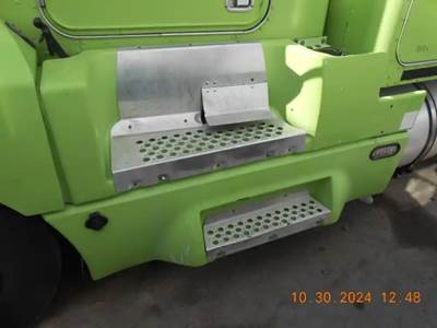 Kenworth T600 Left Fairing