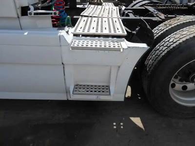 Volvo VNL Left Fairing