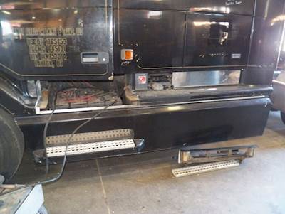 Volvo VNL64T Fairing