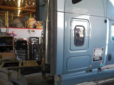 Freightliner Cascadia 125 Sleeper Fairing for a 2011 Freightliner Cascadia