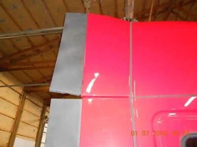 Freightliner Cascadia Right Sleeper Fairing