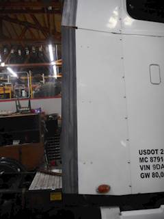 Freightliner Columbia Sleeper Fairing