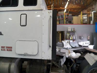 International 9400i Sleeper Fairing