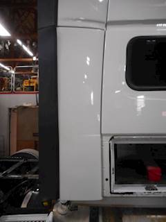 Volvo VNL Sleeper Fairing