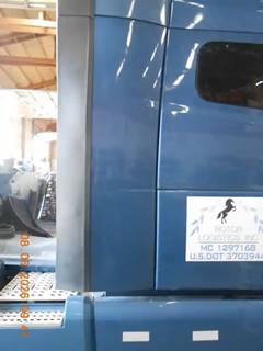 Volvo VNL760 Right Sleeper Fairing
