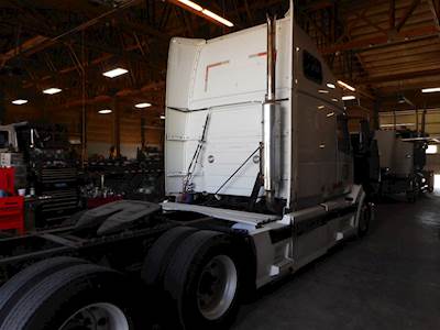 Volvo VNL780 Sleeper Fairing for a 2005 Volvo VNL 780