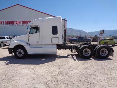 Freightliner Columbia 120 Sleeper Semi Truck - Mid Roof Sleeper, Detroit, 10 Speed Manual