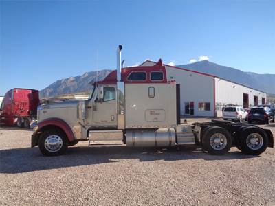 International 9900 Sleeper Semi Truck - Mid Roof Sleeper, Cummins, 13 Speed Manual