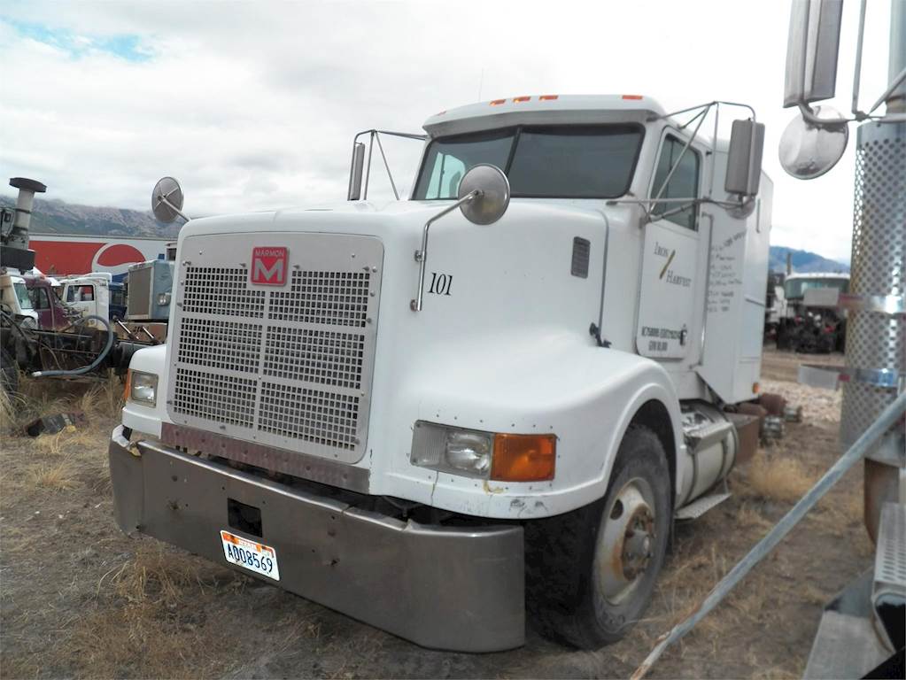 1994 Marmon P Sleeper Semi Truck Being Dismantled Ogden, UT 000123