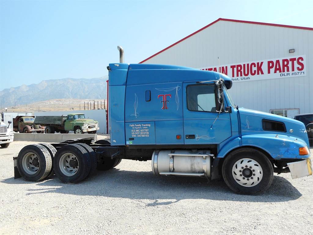 Volvo Semi Truck Parts >> 1999 Volvo Vnl64t630 Sleeper Semi Truck Volvo Semi Truck Parts >> 1999 Volvo Vnl64t630 Sleeper Semi Truck