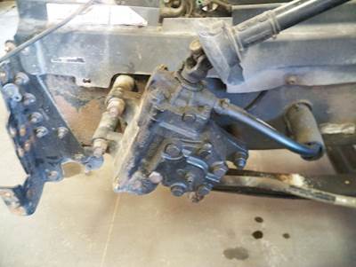 TRW/ROSS TAS65150A Steering Gear / Rack for a 2000 Volvo VNL64T660