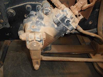 TRW/ROSS TAS65001 Steering Gear / Rack for a 2002 Freightliner FLD120