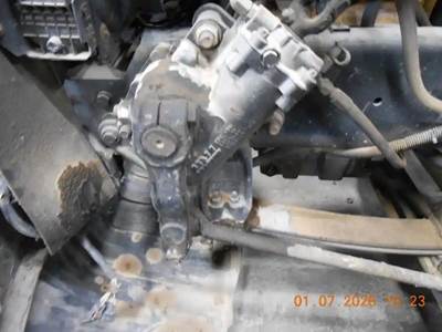TRW/ROSS TAS65004A Steering Gear / Rack for a 2002 Freightliner FLD