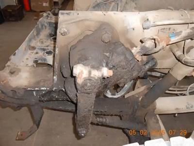 TRW/ROSS TAS6524A Steering Gear / Rack for a 2000 Peterbilt 379